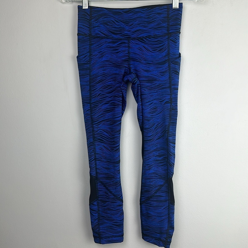 Lululemon Pace Rival Crop 22” Leggings Size 2 Life Lines Cerulean Blue Black - Picture 5 of 16
